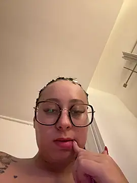 queenlo_xxx Live XXX-Chat