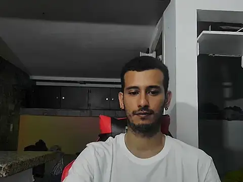 talktome4's Live XXX Chat