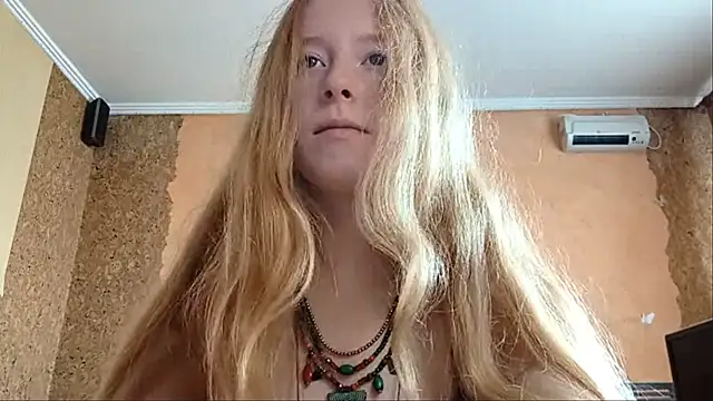צ'אט XXX בשידור חי של KateVibe_01