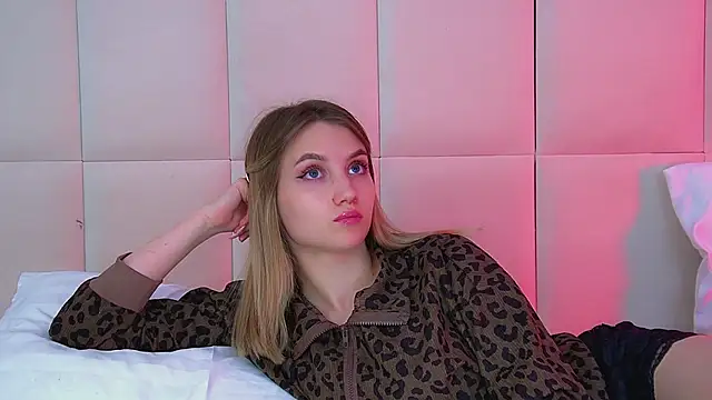 XXX chat uživo modela StacyEvances