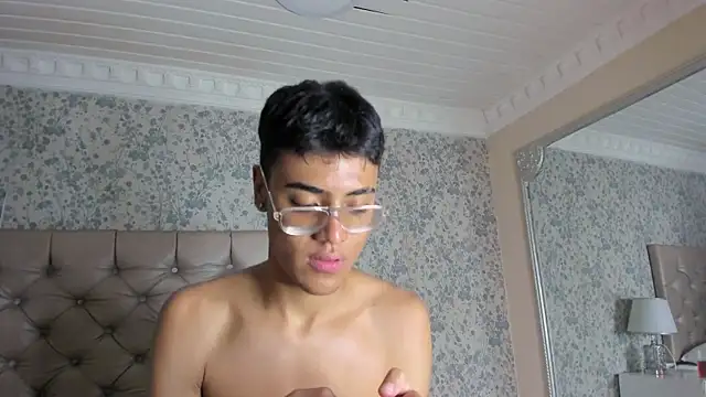 Chat XXX ao vivo de DannTaylor