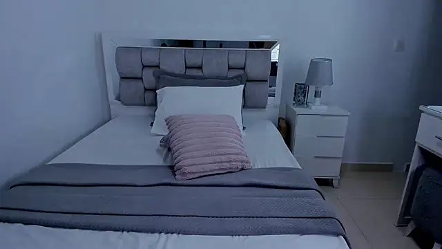 Camilaa_bueno live XXX chat