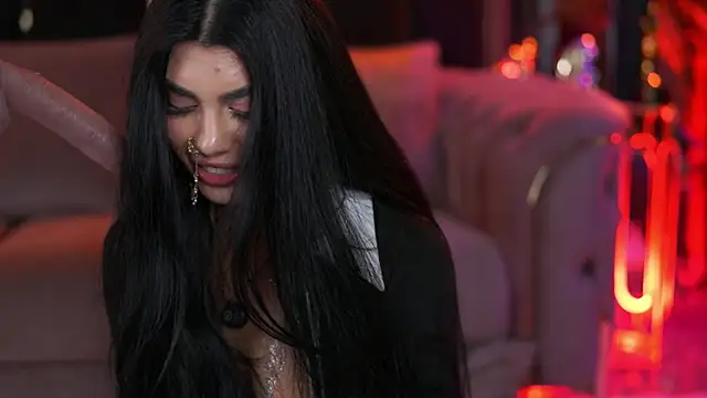 RavennaDArcy's Live XXX Chat