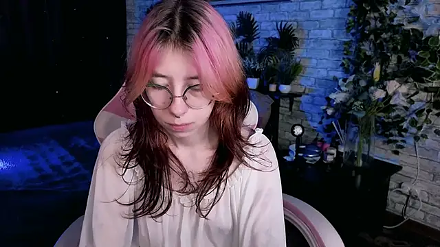 XXX chat uživo modela Alice_Nyx