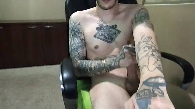 JuicyJoshyn Live XXX chat