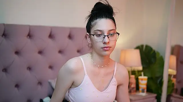 RavenRoyal Chat XXX in diretta