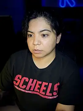 kimmiakiss22 élő XXX-chatje