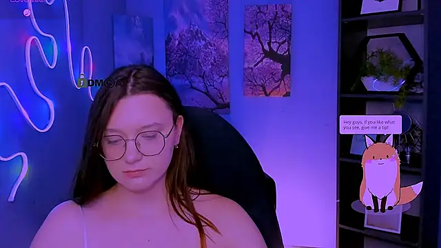 nymira's Live XXX Chat