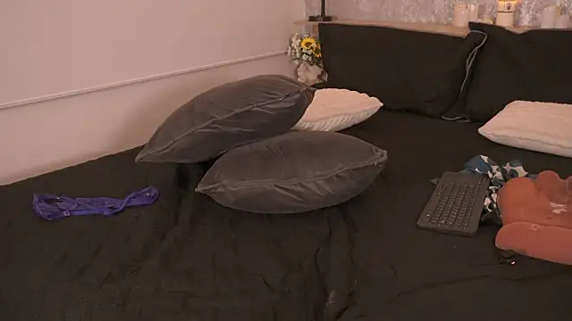LillyThompson's Live XXX Chat