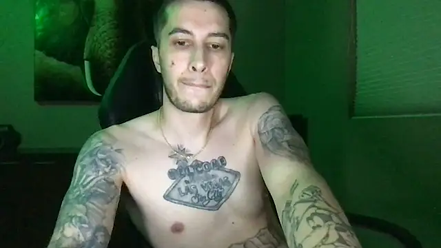 JuicyJoshy লাইভ XXX চ্যাট