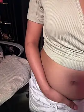 Lucky_Flora Adlı Modelin Canlı XXX Sohbeti
