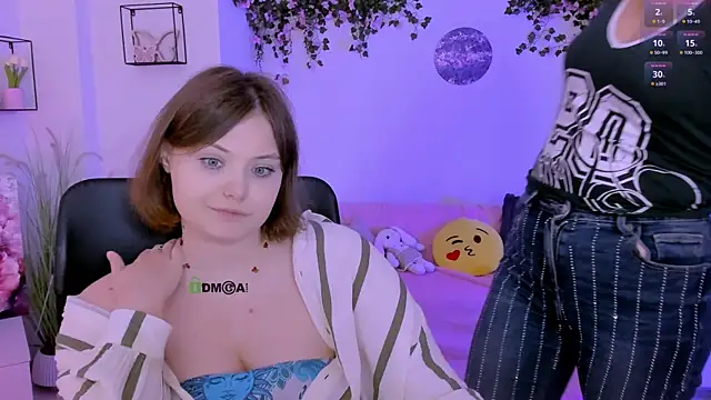 nikole_kitt: απευθείας συνομιλία ΧΧΧ