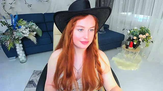 AirySilhouette Chat XXX live