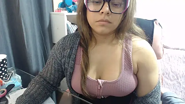 KatteAngelLat Chat XXX live