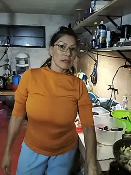 عرض كام LaInsaciableIntensa