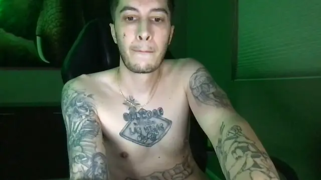 JuicyJoshyn Live XXX chat