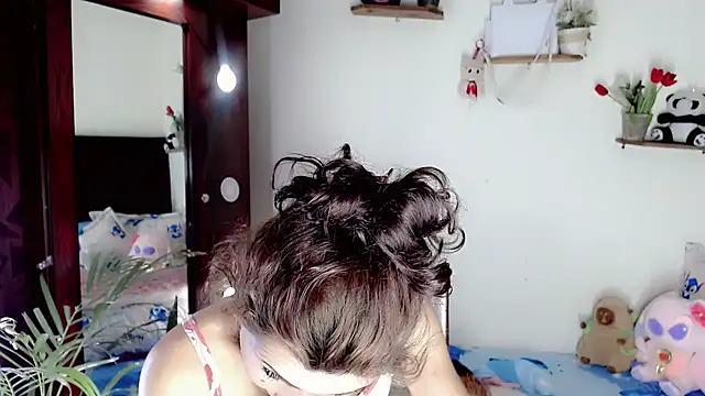 NathalialLooes Chat XXX live