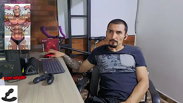Marck_Muscle Chat XXX live