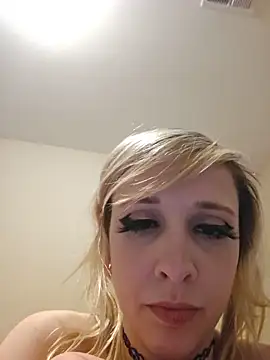 AmethystFoxx Live XXX-chat