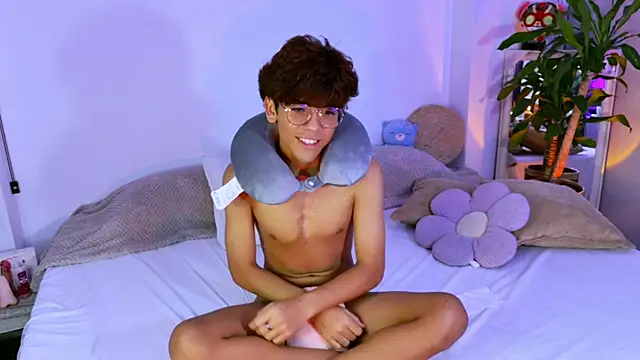 Samy_TwinkのライブXXXチャット
