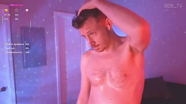 seb_tv élő XXX-chatje
