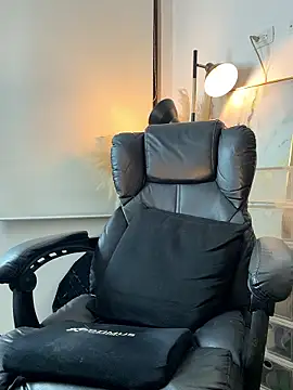 Chat +18 de DimitriSullivan_ ao vivo