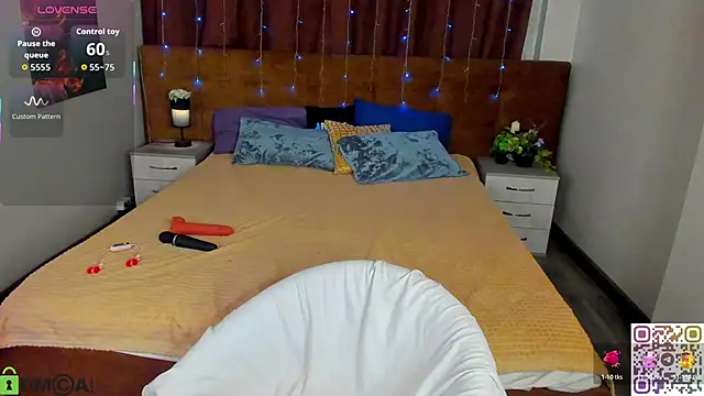 Margaret__Moon XXX чат на живо