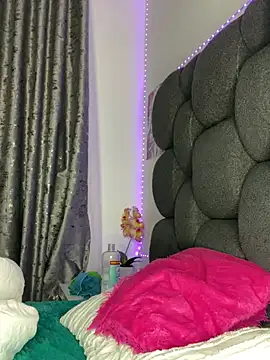 RainBougie's Live XXX Chat