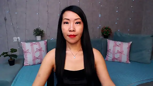 LiaPak Show in webcam