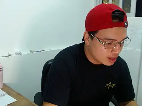 Chat XXX ao vivo de ahntony__69