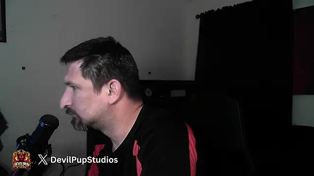 DevilPup75_のライブXXXチャット