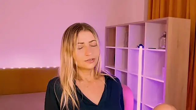 ZoeGrant Chat XXX live