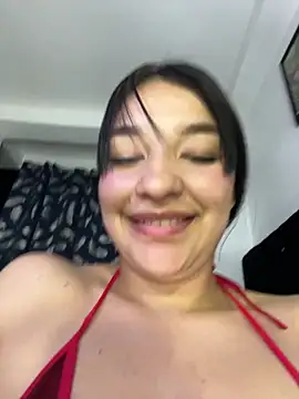 צ'אט XXX בשידור חי של Hhannachiki