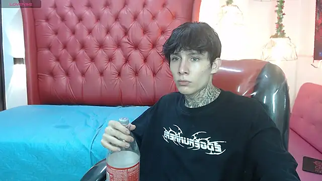 Cry_thereal Chat XXX in diretta