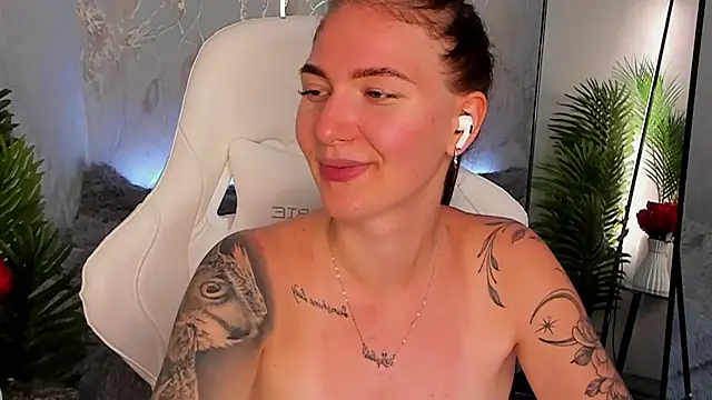 babyisperfect's Live XXX Chat