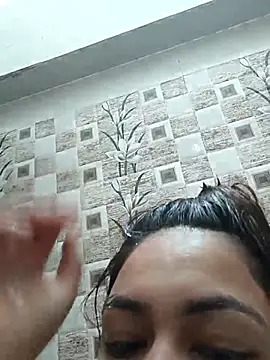 sanu_07 Chat XXX in diretta