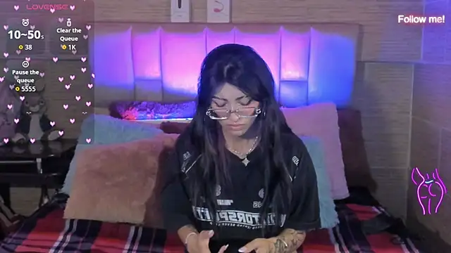Chat XXX ao vivo de mia_devine_
