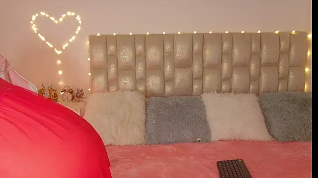 BlossomNicol's Live XXX Chat