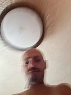 DaddyAndSplashQueen's Live XXX Chat