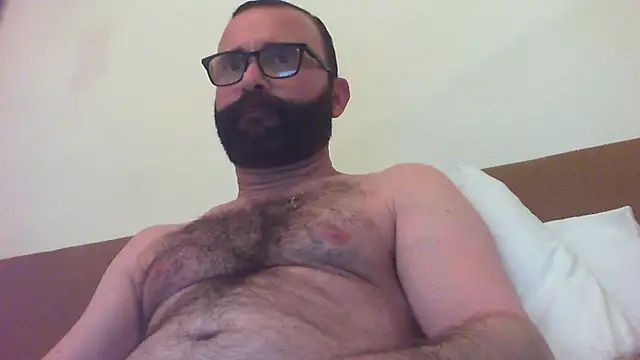 oneman555@xhn Live XXX chat