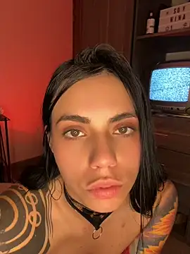 i_am_nina_ élő XXX-chatje