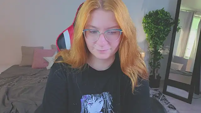 Chatroom XXX en direct de AliceBrightside