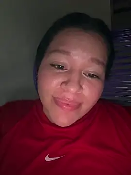 Chat +18 de Lovelipsbig ao vivo