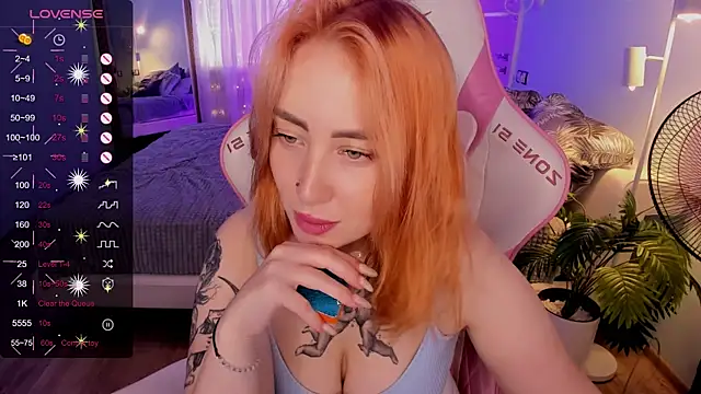 deboramoore Chat XXX live