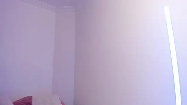 XXX chat uživo modela canelleGarces