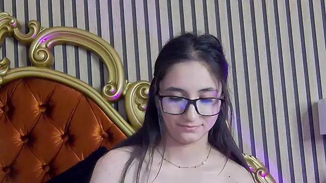 CarolinaBlair Chat XXX in diretta