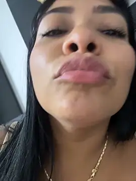 pocahontas6969 Chat XXX in diretta