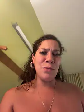 Chat +18 de Bigbuttbrooklynn ao vivo