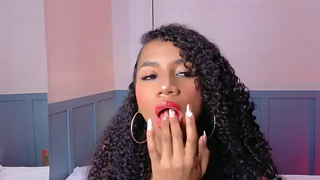 دردشة Chloe-Rose- الجنسية المباشرة