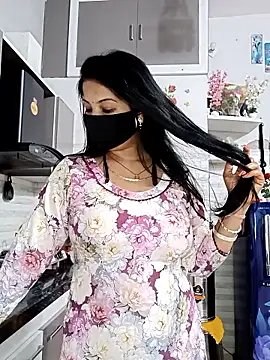 Show modela Kaur_Simran_01 na web-kameri